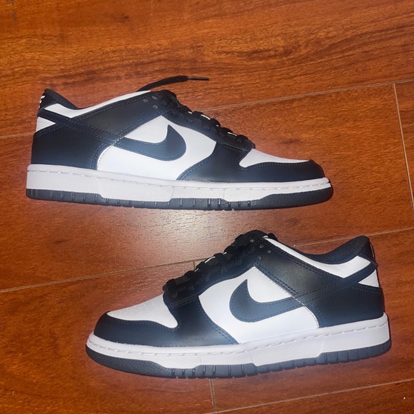 Nike dunk low gs “panda”